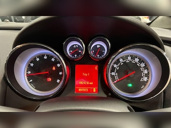 Used Vauxhall Astra 2010 for sale - 76759268: Photo