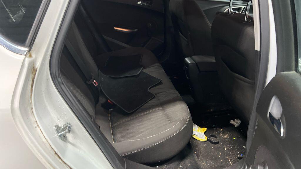 Used Vauxhall Astra 2010 for sale - 76759268: Photo 4