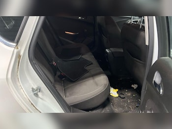 Used Vauxhall Astra 2010 for sale - 76759268: Photo