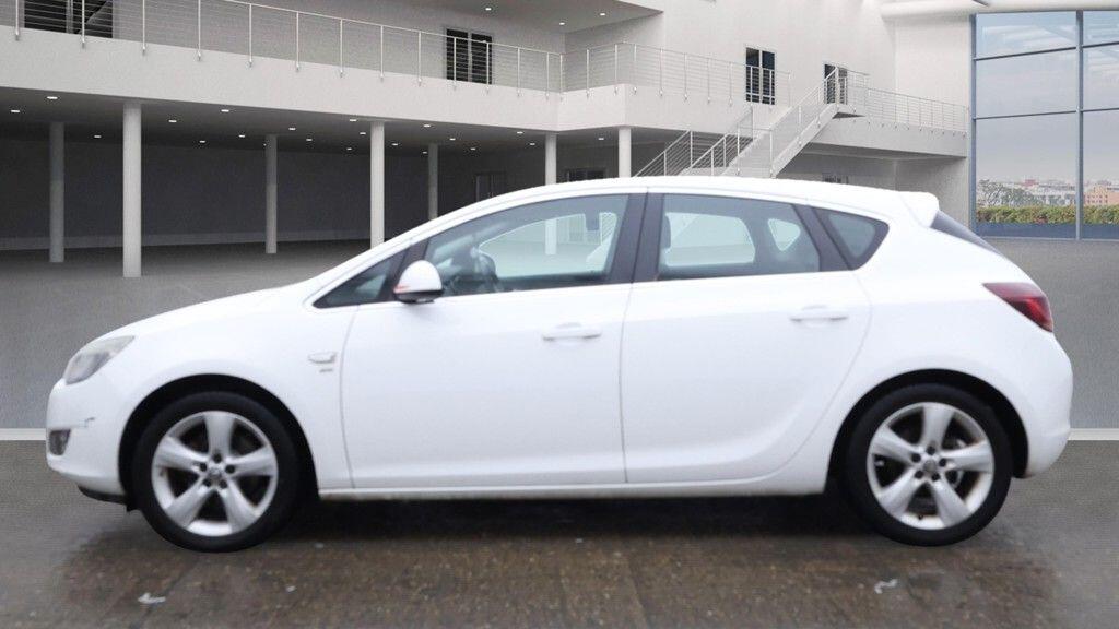 Used Vauxhall Astra 2010 for sale - 76759268: Photo 9