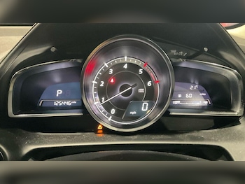 Used Mazda CX-3 2016 for sale - 76166861: Photo 2