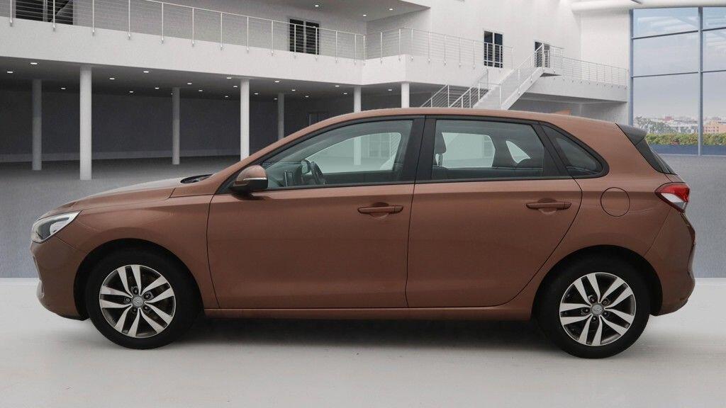 Used Hyundai i30 2017 for sale - 76398339: Photo 10