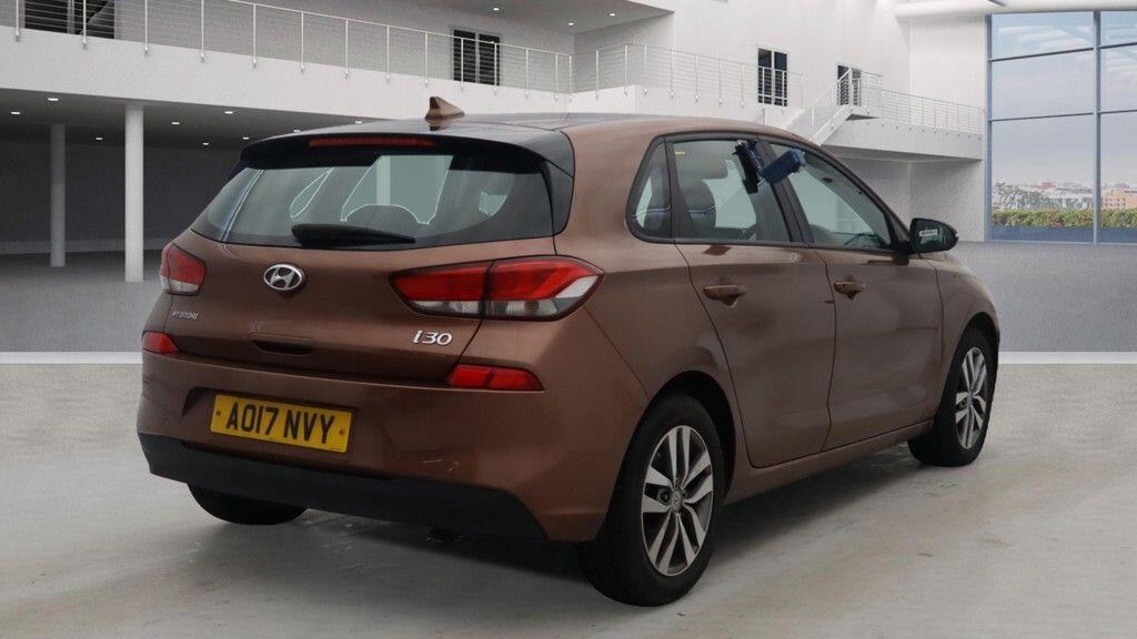 Used Hyundai i30 2017 for sale - 76398339: Photo 6