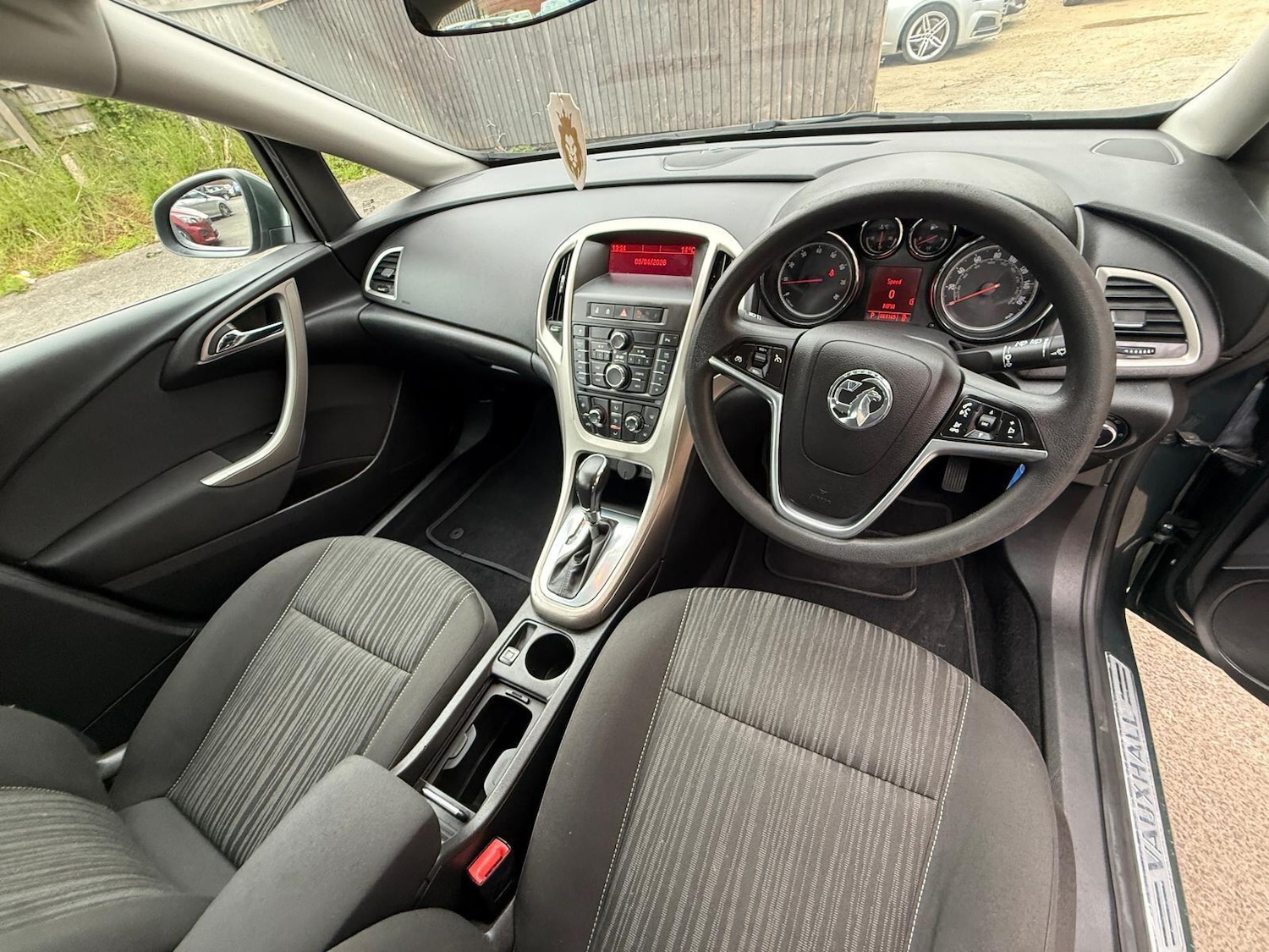 Used Vauxhall Astra for sale - 78205364: Photo 43