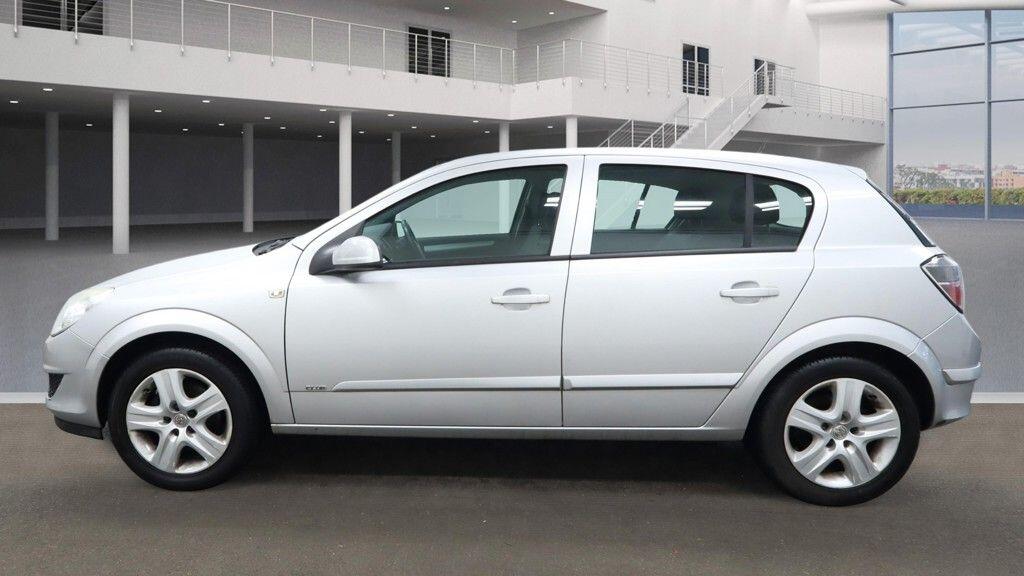 Used Vauxhall Astra 2009 for sale - 77696638: Photo 7