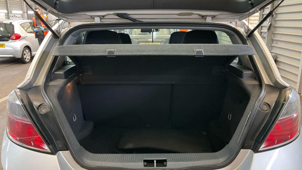 Used Vauxhall Astra 2009 for sale - 77696638: Photo 8