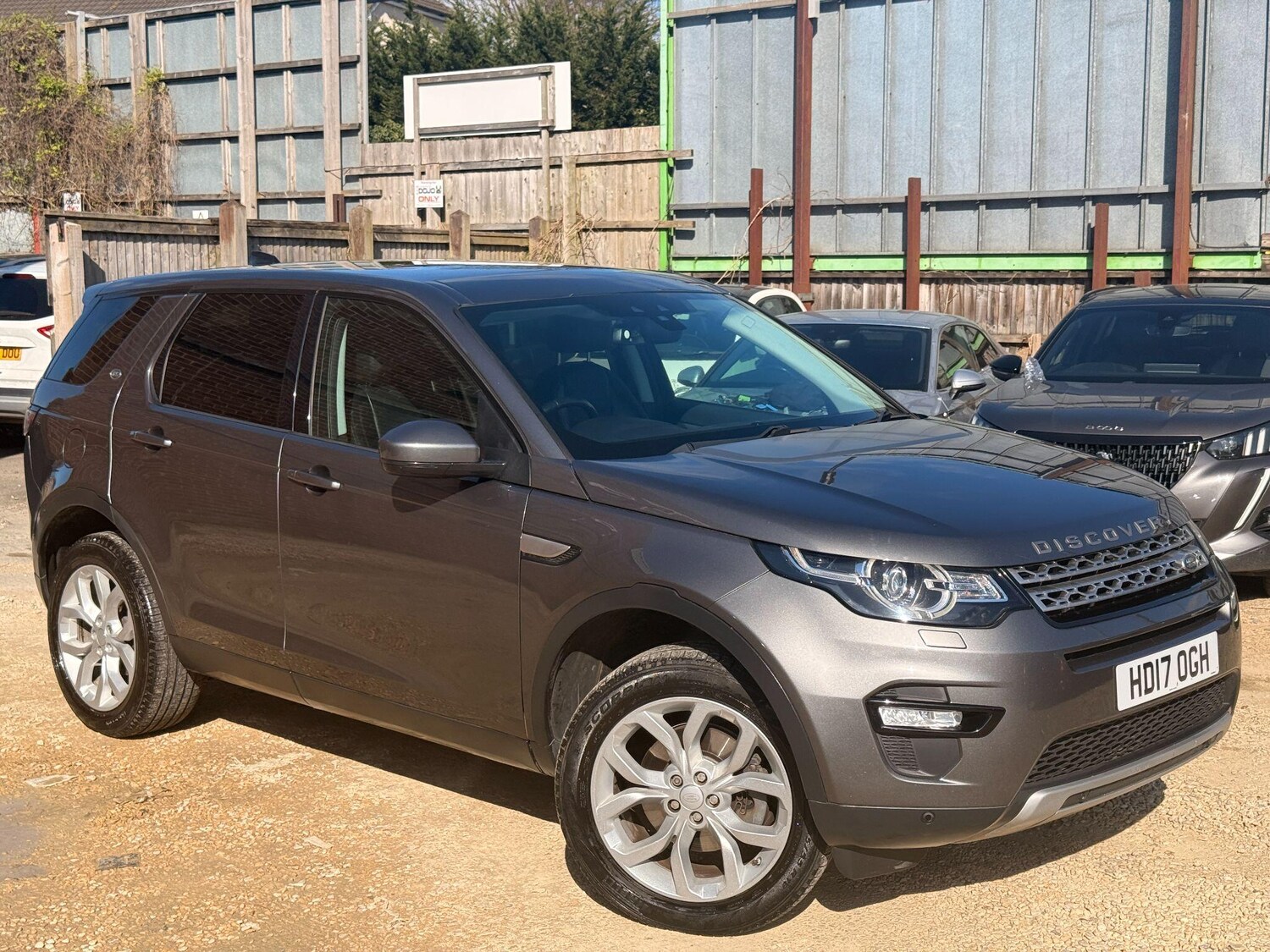 Used Land Rover Discovery Sport for sale - 78115818: Photo 15