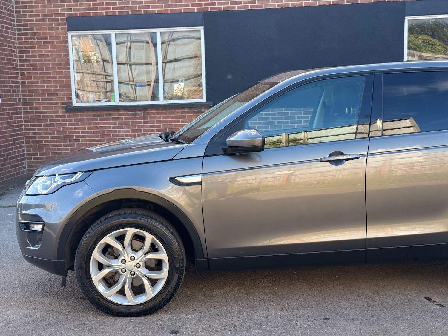 Used Land Rover Discovery Sport for sale - 78115818: Photo 25