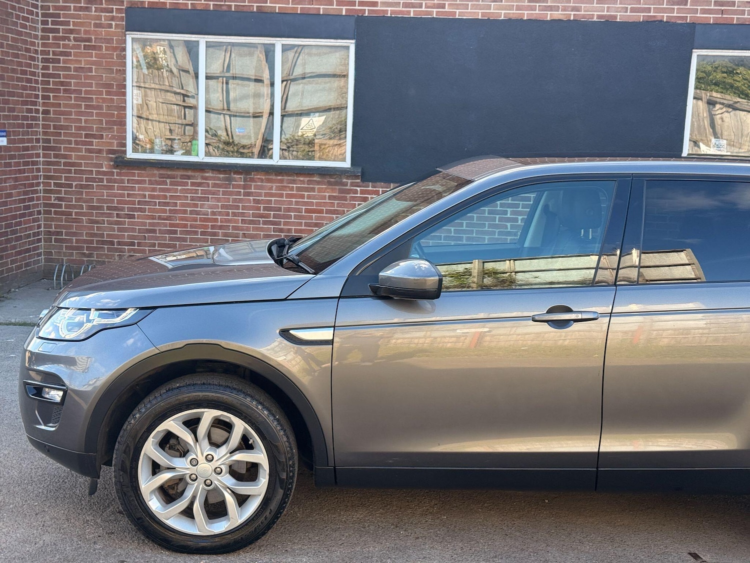 Used Land Rover Discovery Sport for sale - 78115818: Photo 26