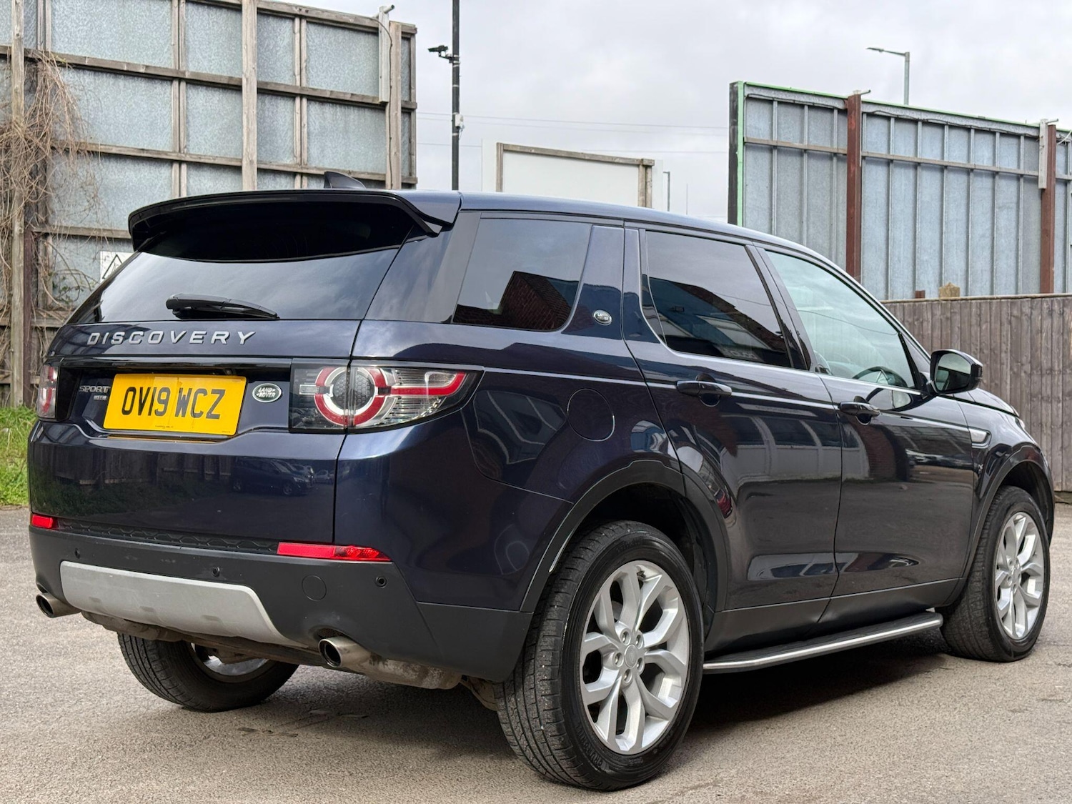 Used Land Rover Discovery Sport for sale - 77853758: Photo 32
