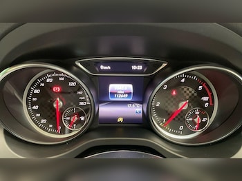 Used Mercedes-Benz A-Class 2018 for sale - 76151920: Photo 2
