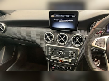 Used Mercedes-Benz A-Class 2018 for sale - 76151920: Photo 4