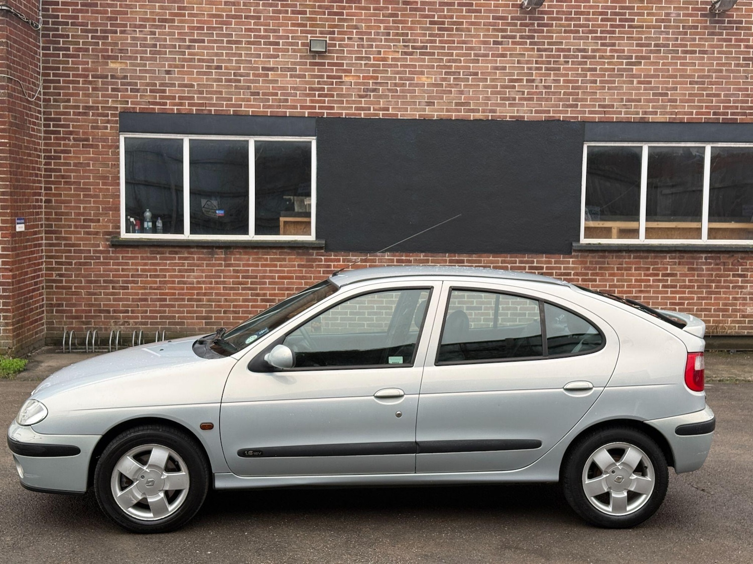 Used Renault Megane 2001 for sale - 77202660: Photo 15