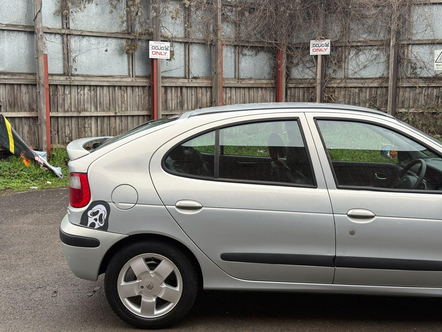 Used Renault Megane 2001 for sale - 77202660: Photo 22