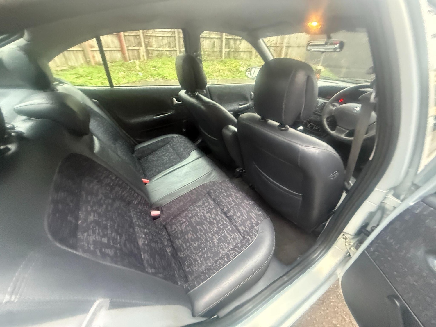 Used Renault Megane 2001 for sale - 77202660: Photo 36