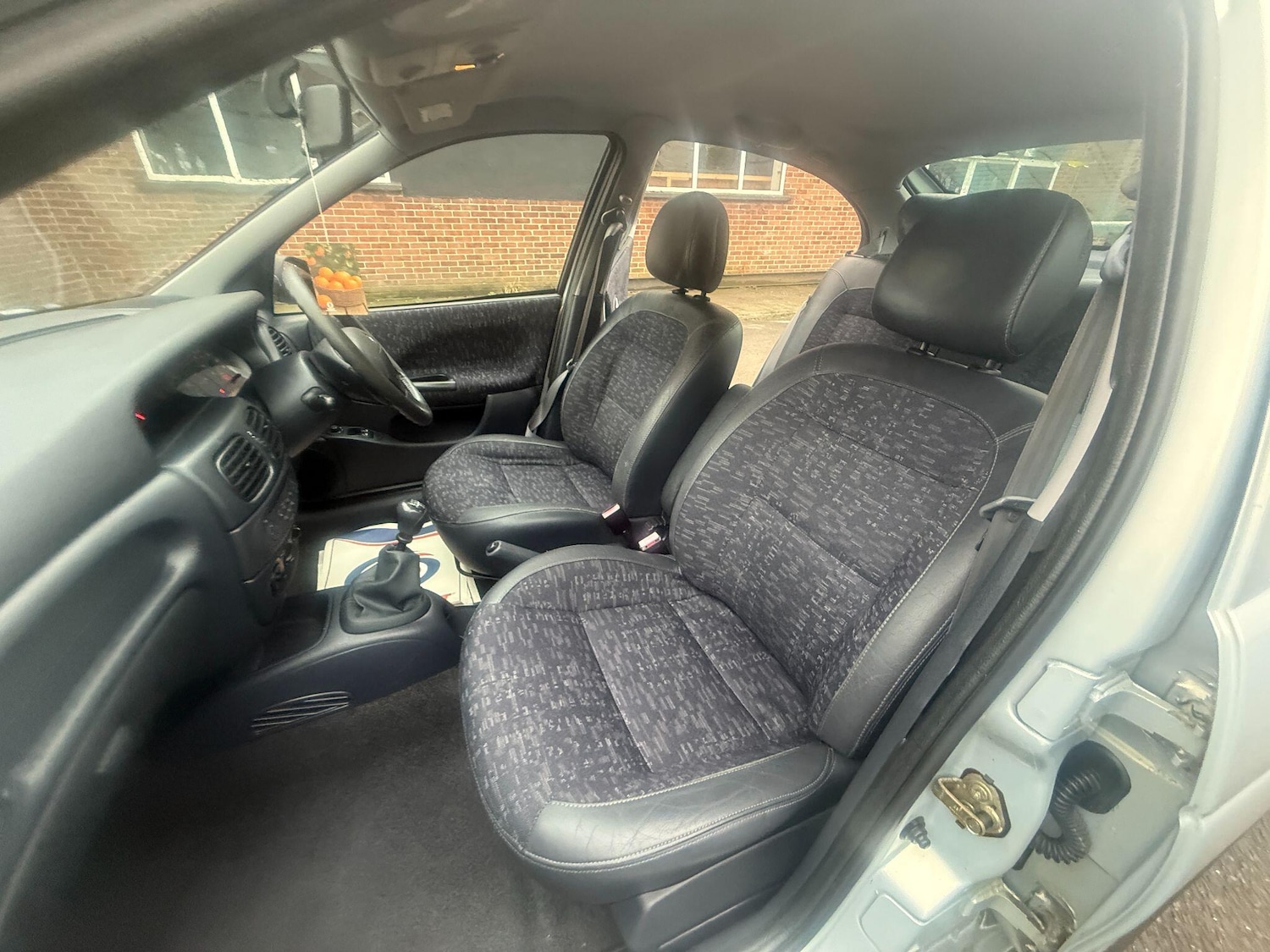 Used Renault Megane 2001 for sale - 77202660: Photo 47