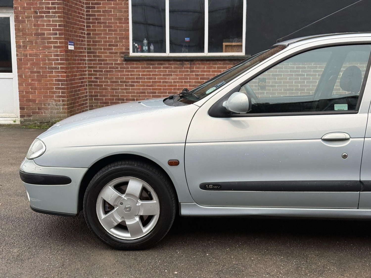 Used Renault Megane 2001 for sale - 77202660: Photo 50