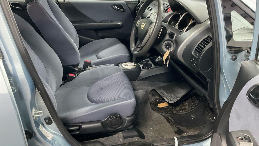 Used Honda Jazz 2005 for sale - 76499773: Photo 7