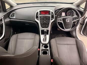 Used Vauxhall Astra 2011 for sale - 78319297: Photo