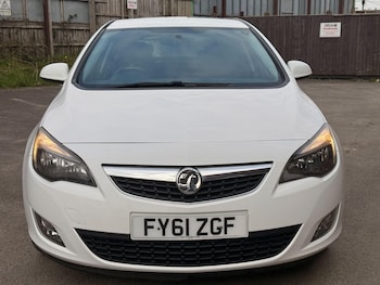 Used Vauxhall Astra 2011 for sale - 78319297: Photo