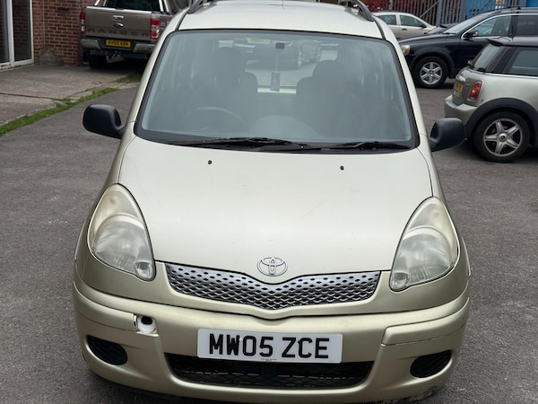 Used Toyota Yaris Verso 2005 for sale - 76228060: Photo 10