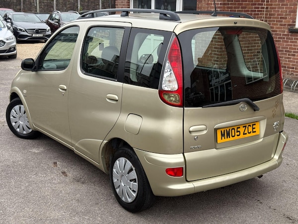 Used Toyota Yaris Verso 2005 for sale - 76228060: Photo 17
