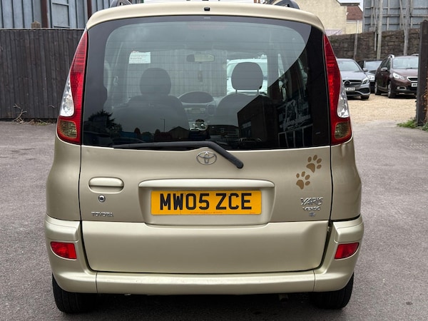 Used Toyota Yaris Verso 2005 for sale - 76228060: Photo 24