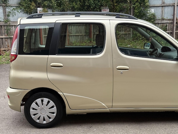 Used Toyota Yaris Verso 2005 for sale - 76228060: Photo 26