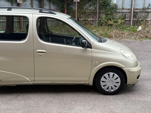 Used Toyota Yaris Verso 2005 for sale - 76228060: Photo 29