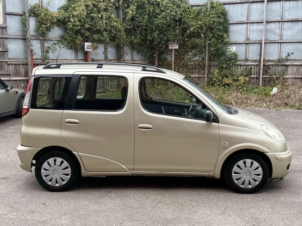 Used Toyota Yaris Verso 2005 for sale - 76228060: Photo 31