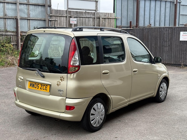 Used Toyota Yaris Verso 2005 for sale - 76228060: Photo 32