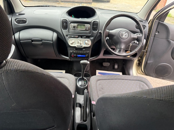 Used Toyota Yaris Verso 2005 for sale - 76228060: Photo 38