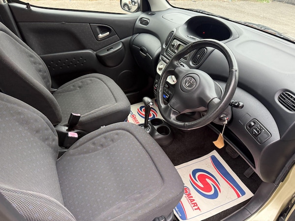 Used Toyota Yaris Verso 2005 for sale - 76228060: Photo 44