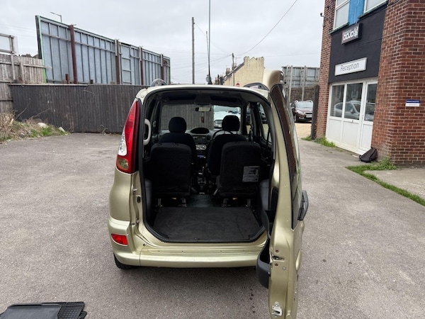 Used Toyota Yaris Verso 2005 for sale - 76228060: Photo 59