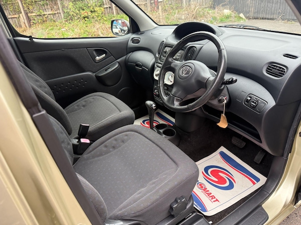 Used Toyota Yaris Verso 2005 for sale - 76228060: Photo 61