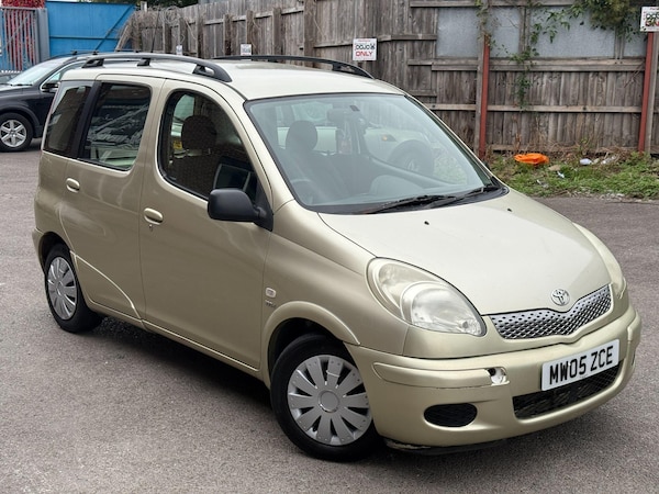 Used Toyota Yaris Verso 2005 for sale - 76228060: Photo 7