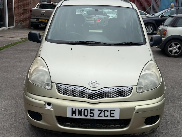 Used Toyota Yaris Verso 2005 for sale - 76228060: Photo 9