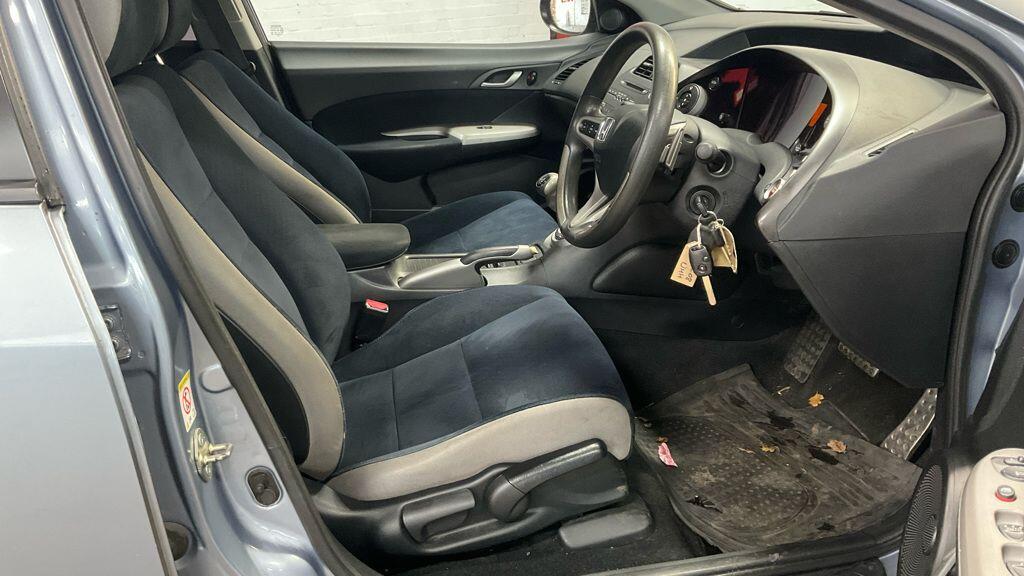 Used Honda Civic 2008 for sale - 76619693: Photo 4