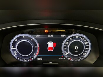 Used Volkswagen Tiguan 2016 for sale - 76151107: Photo