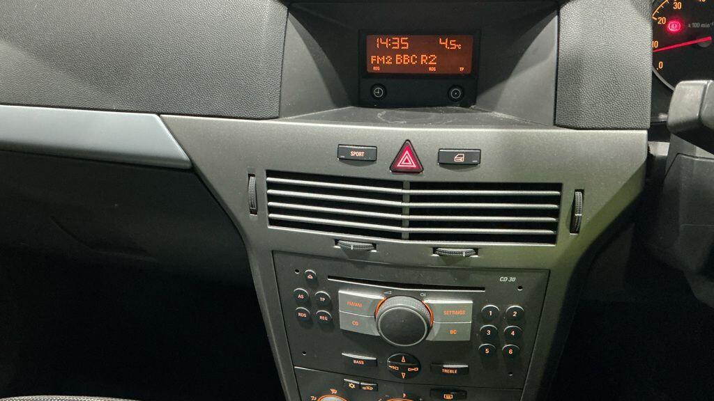 Used Vauxhall Astra 2006 for sale - 77467884: Photo 10