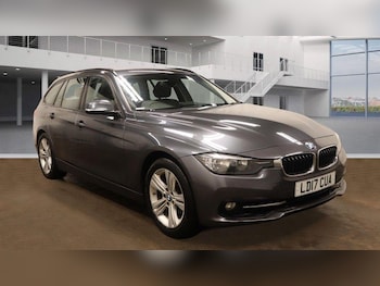 Used BMW 3 Series 2017 for sale - 77358542: Photo
