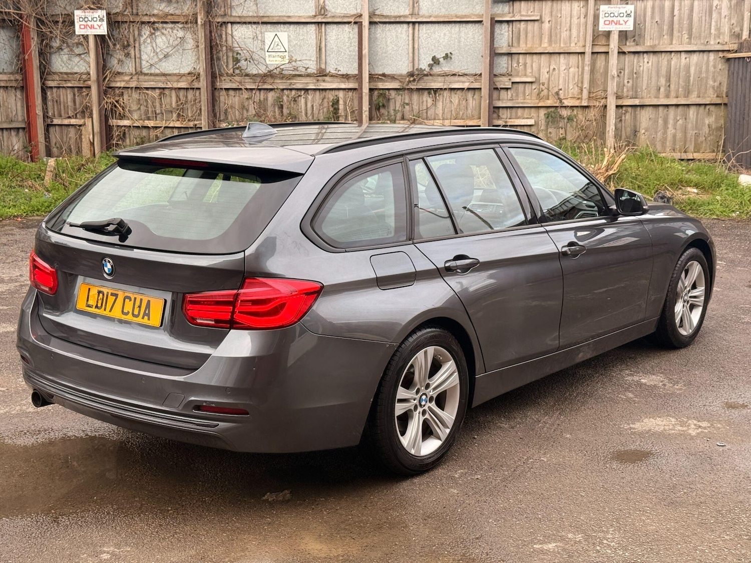 Used BMW 3 Series 2017 for sale - 77358542: Photo 36