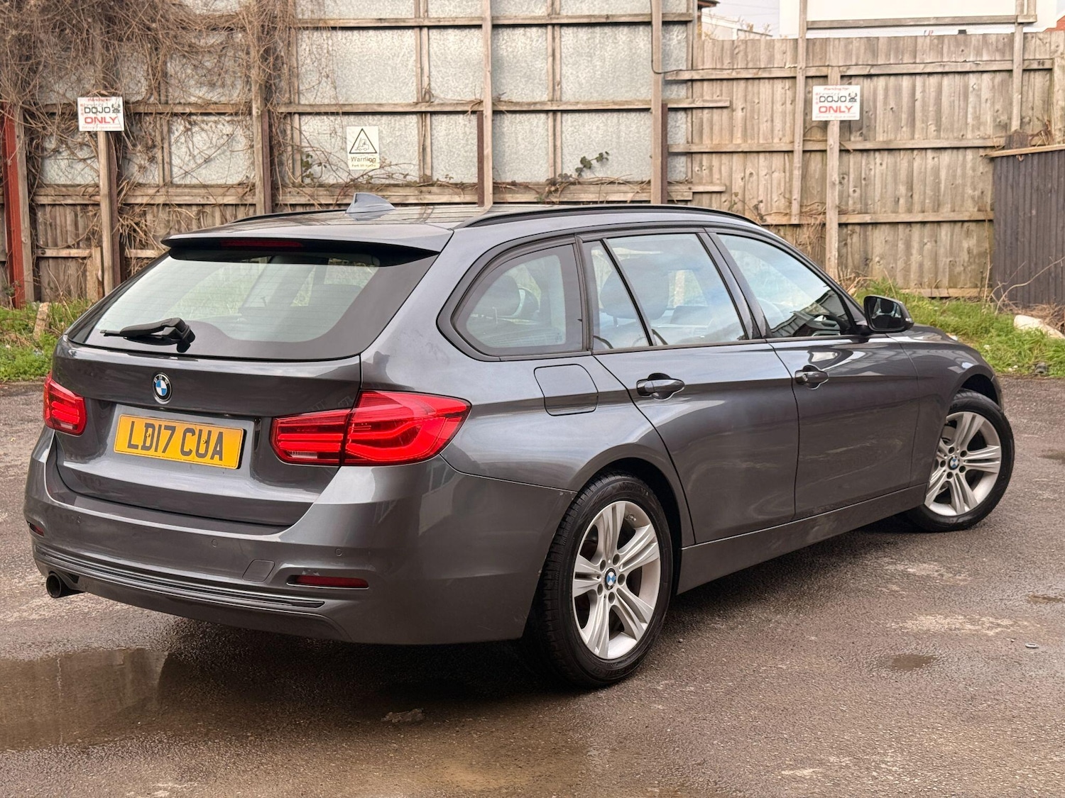 Used BMW 3 Series 2017 for sale - 77358542: Photo 37