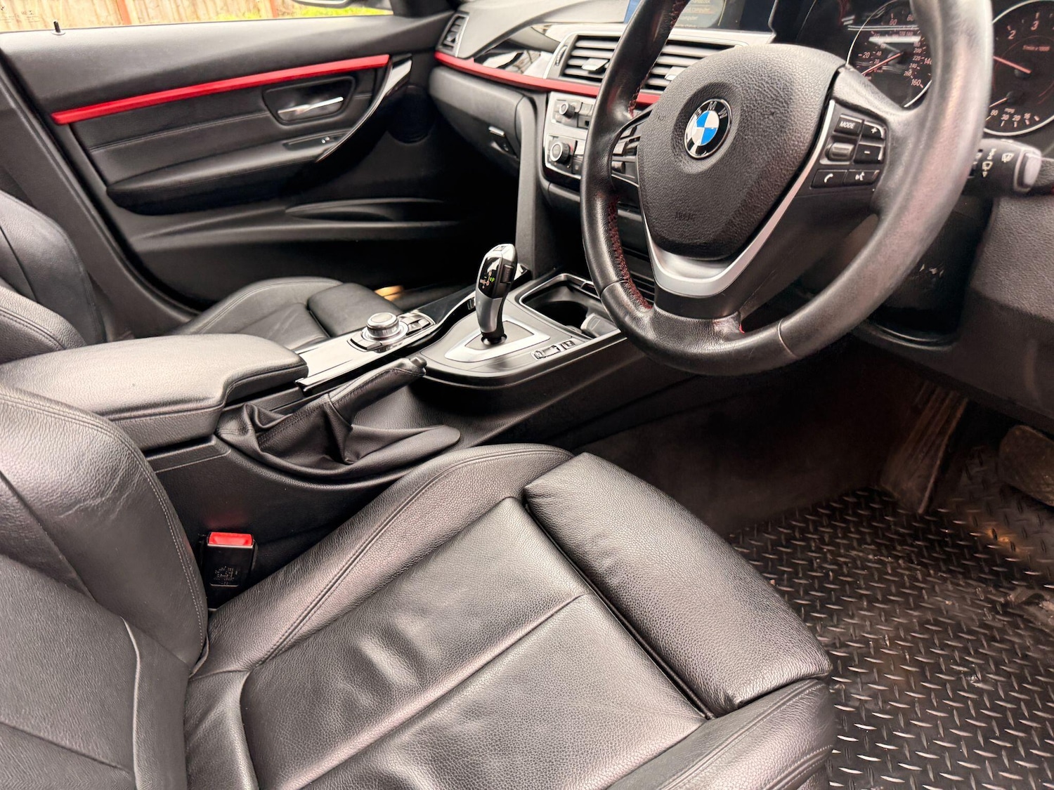 Used BMW 3 Series 2017 for sale - 77358542: Photo 45