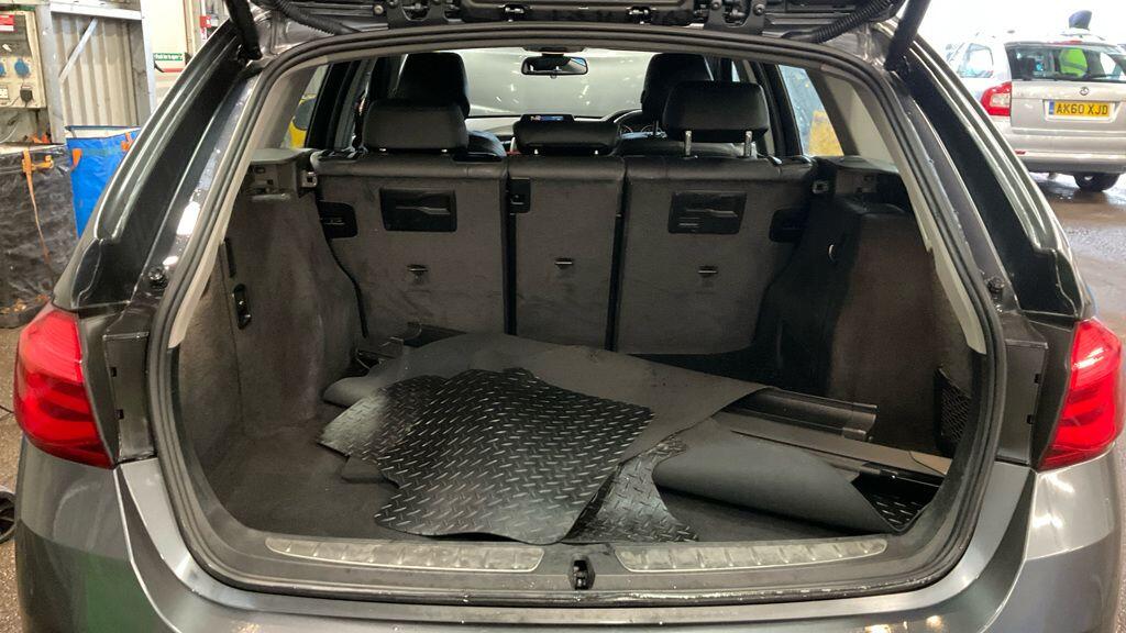 Used BMW 3 Series 2017 for sale - 77358542: Photo 9