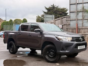 Used Toyota Hilux 2018 for sale - 79711783: Photo
