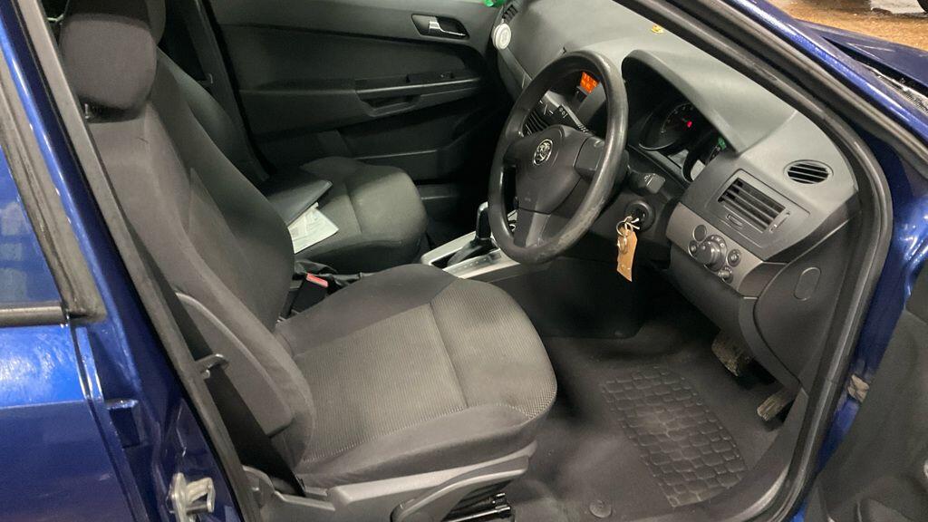 Used Vauxhall Astra 2006 for sale - 77216045: Photo 12