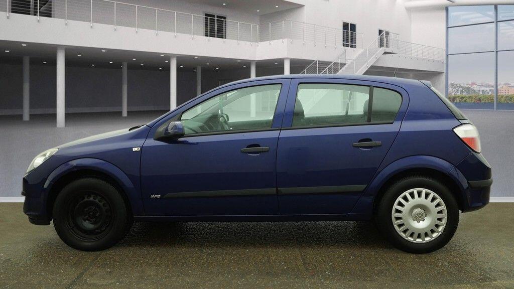 Used Vauxhall Astra 2006 for sale - 77216045: Photo 4