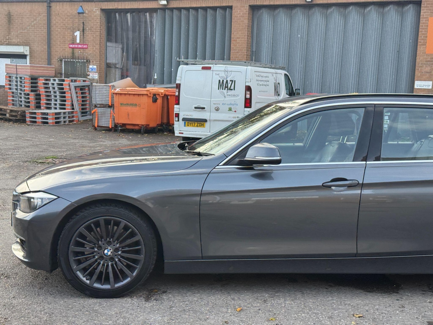 Used BMW 3 Series 2014 for sale - 76361236: Photo 18