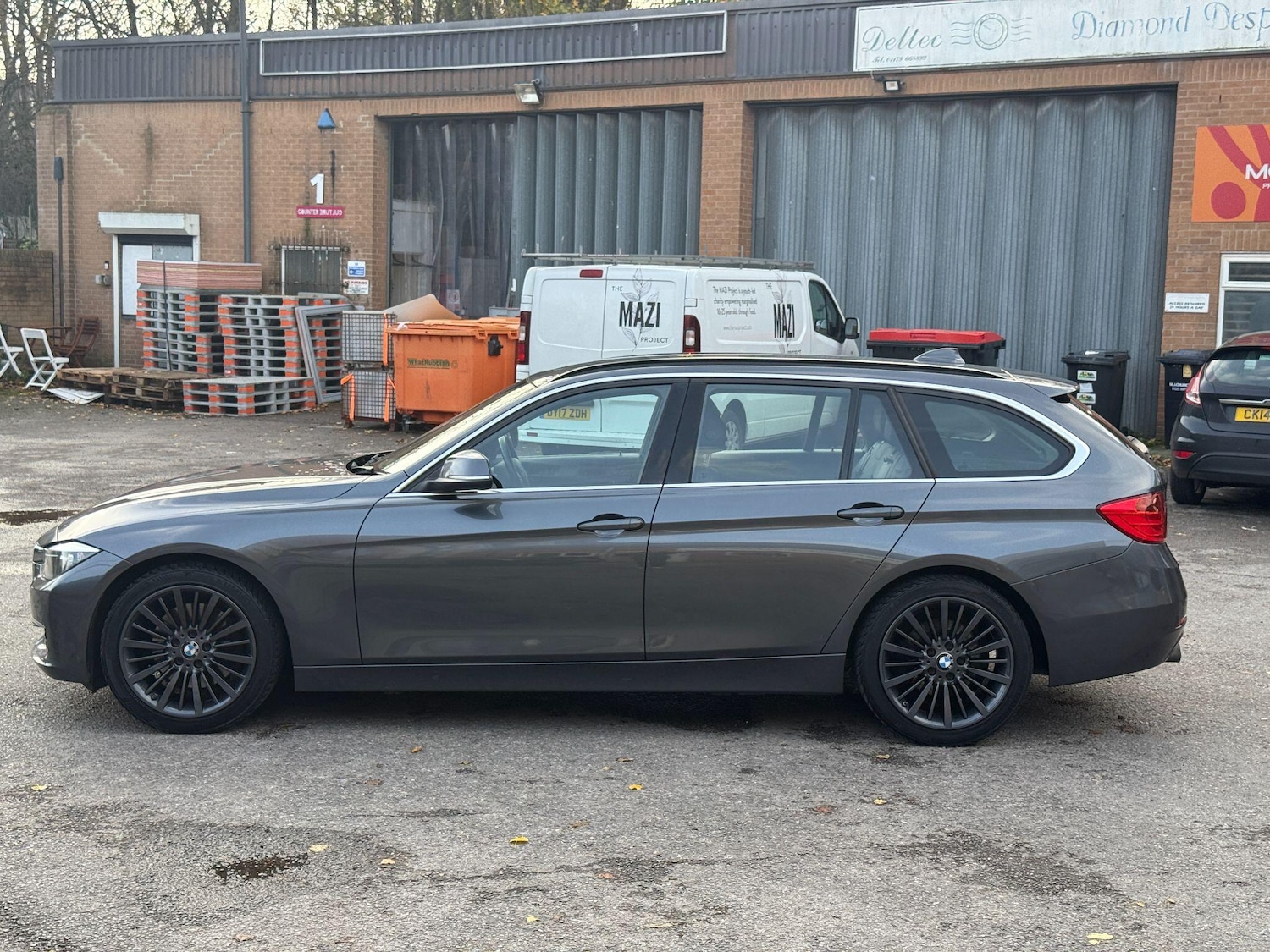 Used BMW 3 Series 2014 for sale - 76361236: Photo 23